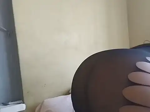 BigBootyBitch96 online show from October 12, 12:29 pm