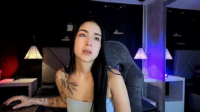 giapearl25 online show from November 7, 1:49 pm