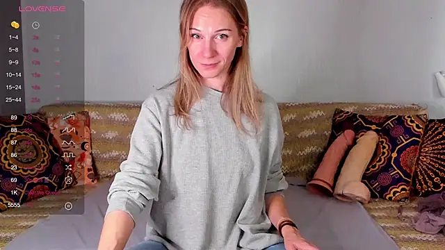 Amalia Mio online show from October 30, 8:16 am