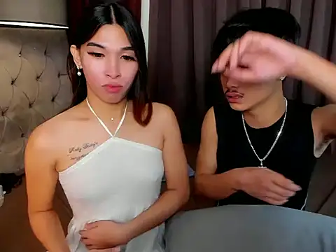 Yourdreamgoddess online show from November 11, 9:23 pm