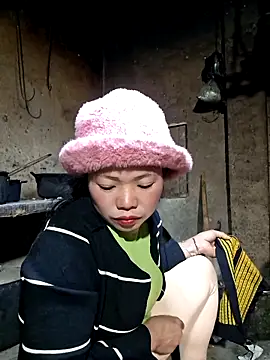 miomio-12 online show from November 21, 1:46 pm