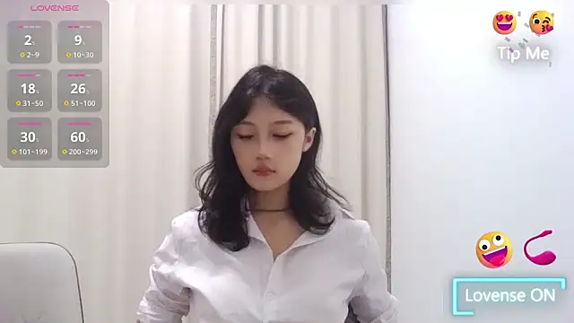 NINI1115 online show from June 11, 1:19 pm