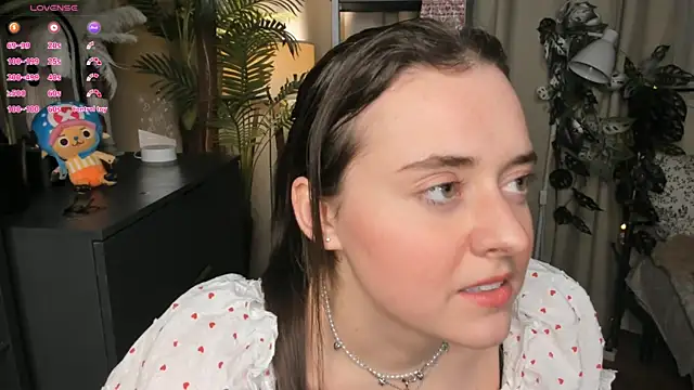 ThelmaJusto online show from April 2, 4:04 pm