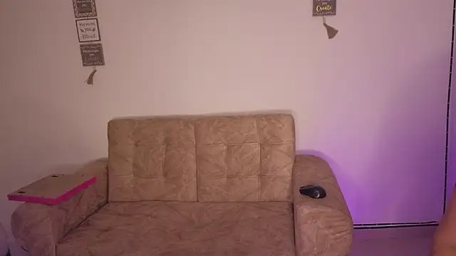 Catherine     online show from November 13, 2:54 am