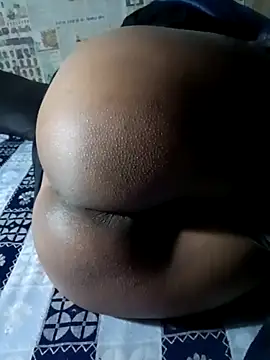 Goddess Shanayaaa online show from November 11, 7:00 pm