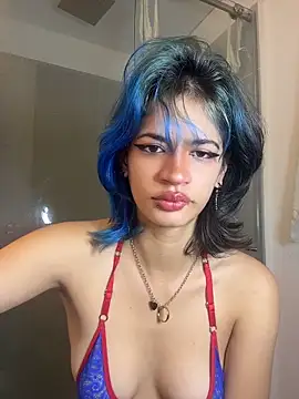 sukulaurens online show from May 9, 11:45 am