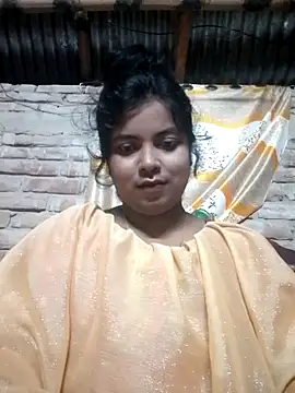 Sexy Nabila online show from October 5, 7:30 pm