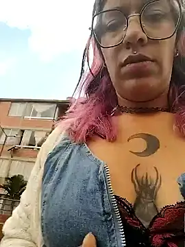 Abby 2-1 online show from November 1, 8:57 pm