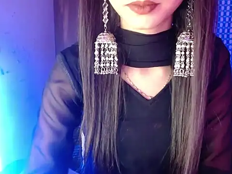 Roiseeee online show from March 6, 6:30 am