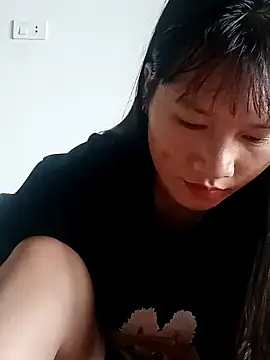 Snapshot of TrangNemo chatting on October 7, 9:14 am TrangNemo online show from October 7, 9:14 am