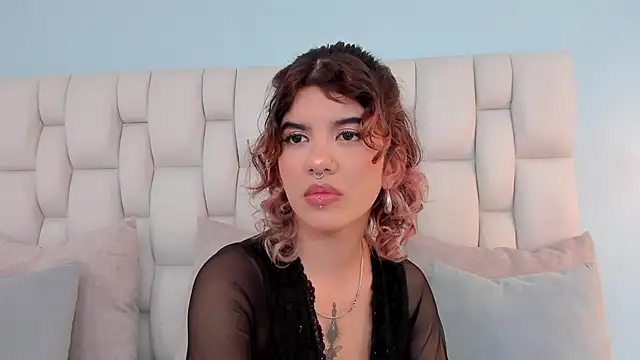 eva caos online show from June 4, 4:17 am