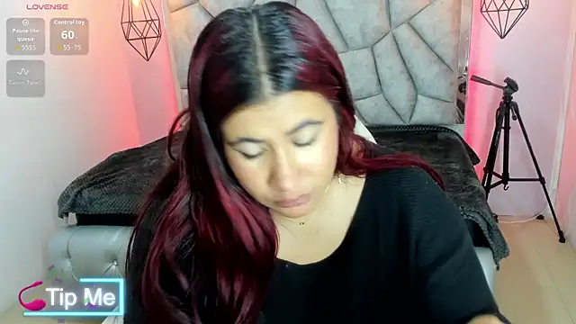 Addyy 02 online show from June 5, 4:02 pm