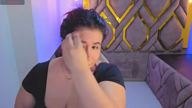 Addyy 02 online show from December 4, 2:36 am