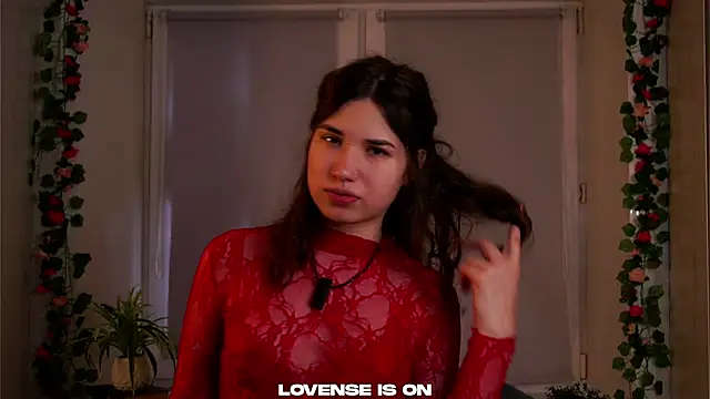 AmmieGerber online show from December 1, 2:15 am