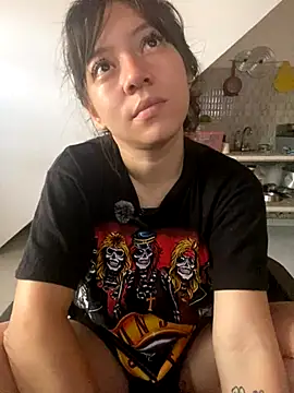 Damara Rolands- online show from October 23, 6:25 pm