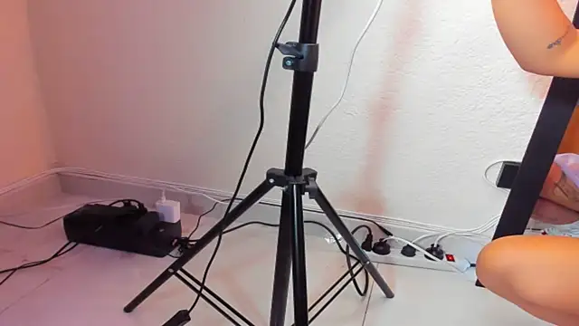 scarlette foxx online show from December 15, 11:10 pm