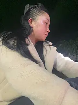 miemie-xx online show from January 9, 2:21 pm