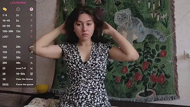 MiaLovelyOne online show from May 27, 8:33 am