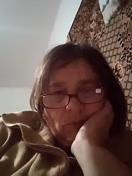 MilaCold5443 online show from November 21, 3:03 pm