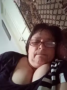 MilaCold5443 online show from April 19, 8:33 pm