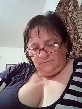 MilaCold5443 online show from April 19, 4:56 am