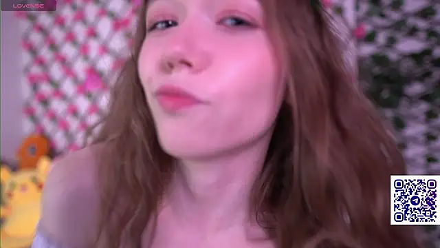 Petite Polly online show from October 8, 8:13 pm