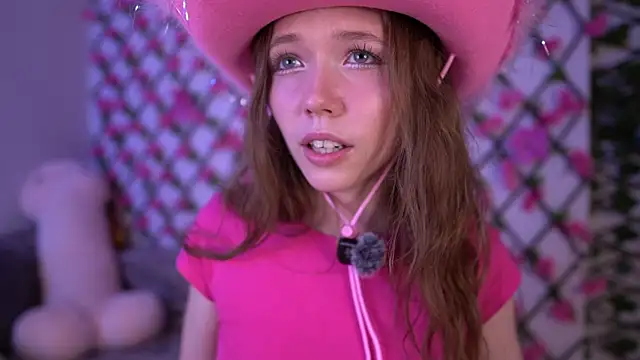 Petite Polly online show from November 7, 6:24 pm