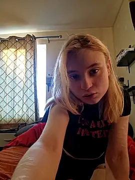 cinnamon-xx online show from May 11, 7:22 pm
