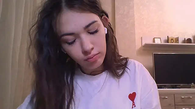 CeyaLier online show from November 20, 5:47 pm