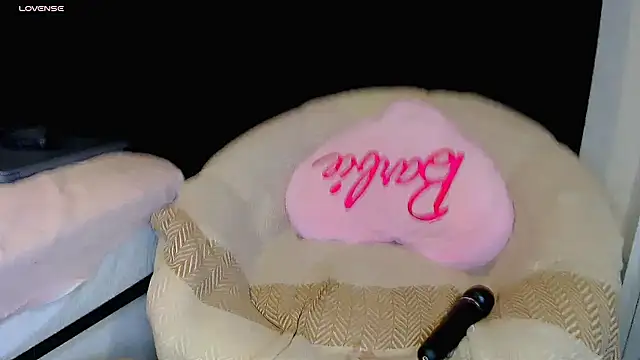 Horny beautyyy online show from January 19, 12:56 pm