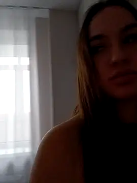 MayaGlow online show from November 20, 7:09 am