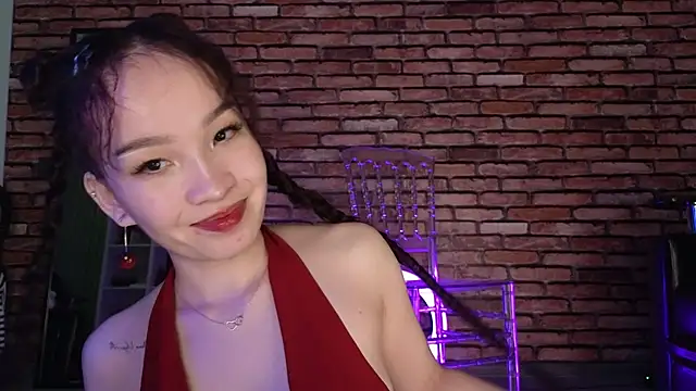 saya li1 online show from November 9, 10:05 pm