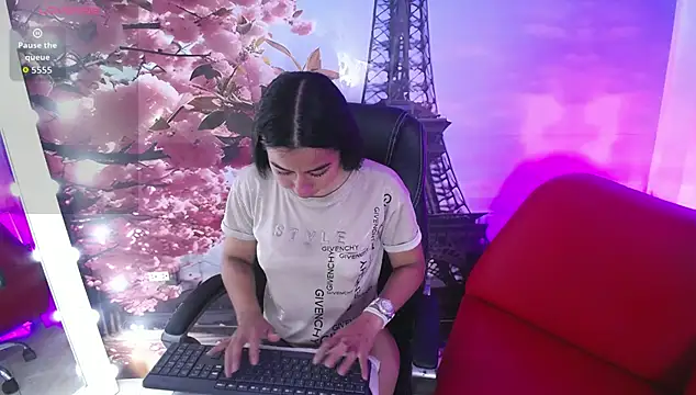 Snapshot of Valentina_monroe1 chatting on October 13, 1:03 pm Valentina monroe1 online show from October 13, 1:03 pm