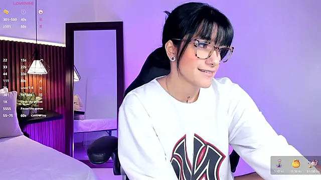 evelyn samantha online show from November 12, 2:20 am