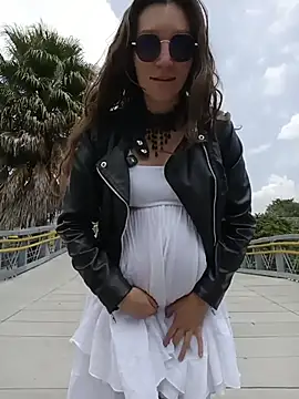 Lucy colee online show from April 4, 5:56 pm