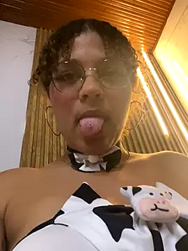 Kendall rossii  online show from November 12, 5:38 am