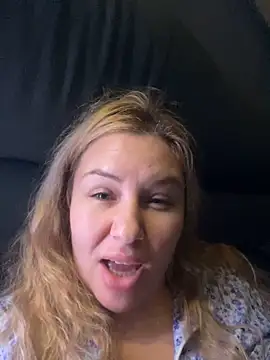 Snapshot of Passion-Blondy chatting on October 15, 12:13 am Passion-Blondy online show from October 15, 12:13 am