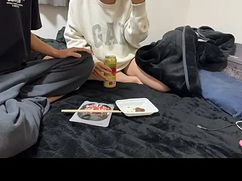 ODORI8300 online show from November 4, 3:28 pm