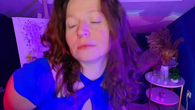 AuroraBorealis   online show from November 25, 7:32 am