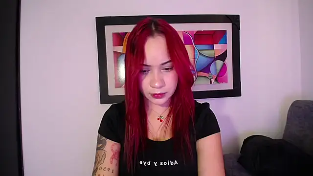 Kari Ruiz  online show from January 31, 7:56 pm