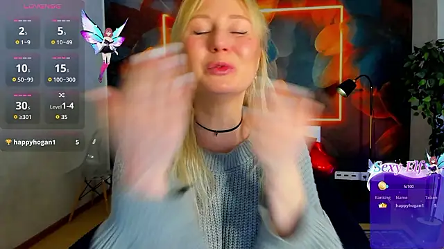 scent  of woman online show from March 23, 1:34 am