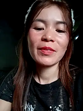 Snapshot of sipy- chatting on October 8, 9:46 am sipy- online show from October 8, 9:46 am