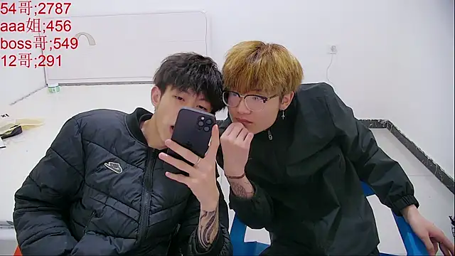 KK-cuteboy online show from March 30, 2:27 pm