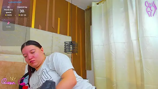 AmbarGills online show from April 17, 1:02 pm