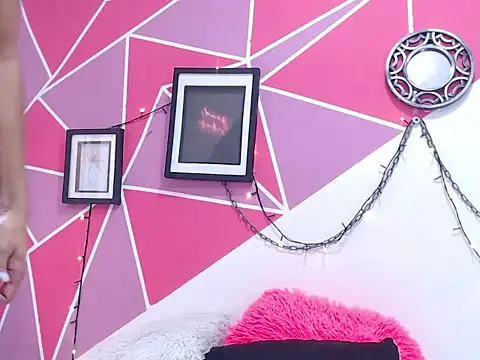 Tifany Adams online show from October 29, 8:22 pm