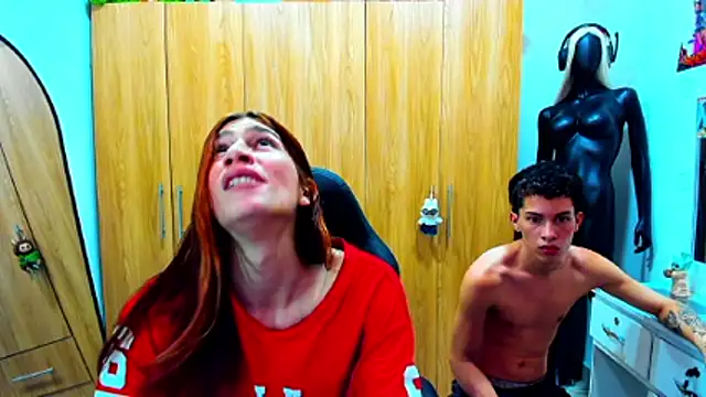 Pride couple online show from May 21, 8:29 pm