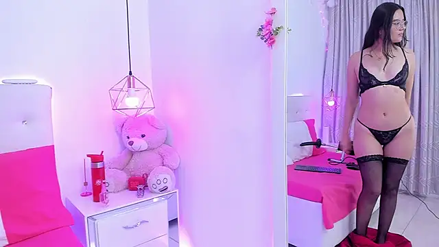 Nara Pink online show from October 20, 8:56 pm