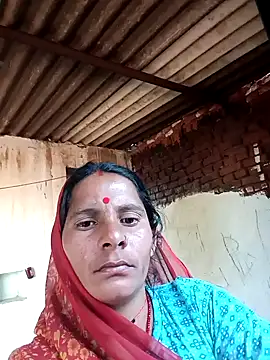 Snapshot of Tr_kirti chatting on October 14, 3:53 am Tr kirti online show from October 14, 3:53 am