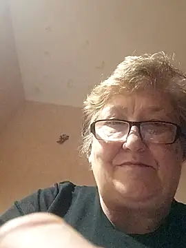 Katherine735 online show from November 12, 3:37 am