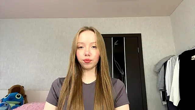 AntoniaMoravick online show from October 20, 9:23 am